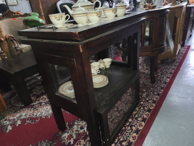  Barek z tacą  64*40wys 74 cm cena 850 zł