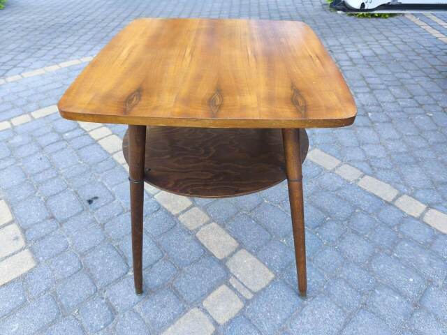 Stolik patyczak z blatem  obrotowym 61*61 wys60cm. Cena190zł