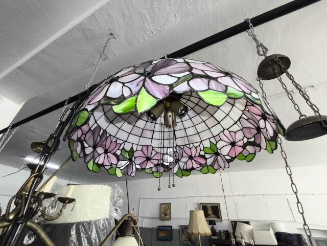 Lampa tiffani na 3 żar&oacute;wki cena 990 zł