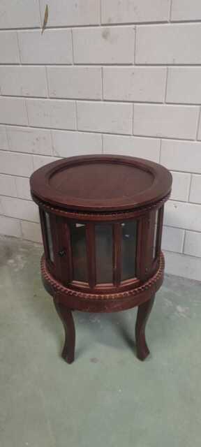 Barek herbaciarka z blatem cena 830 zł 