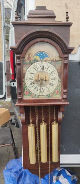 Zegar wiszący kwadransowy Cena 1450 zł