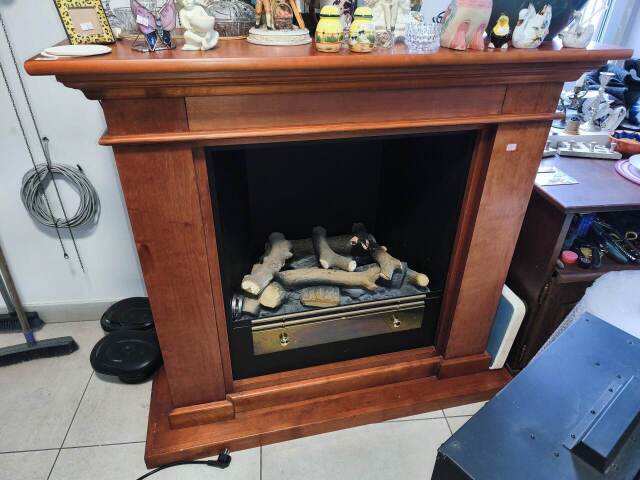 Kominka z wkładem na bio-paliwa cena 890  